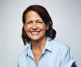 Jacqueline Heinrichs, CAIB